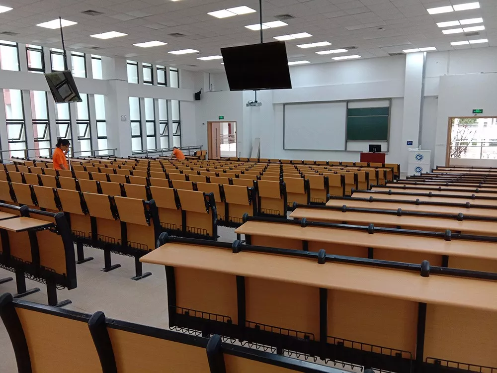 【上海理工大学】阶梯教室课桌椅案例分享(图4)