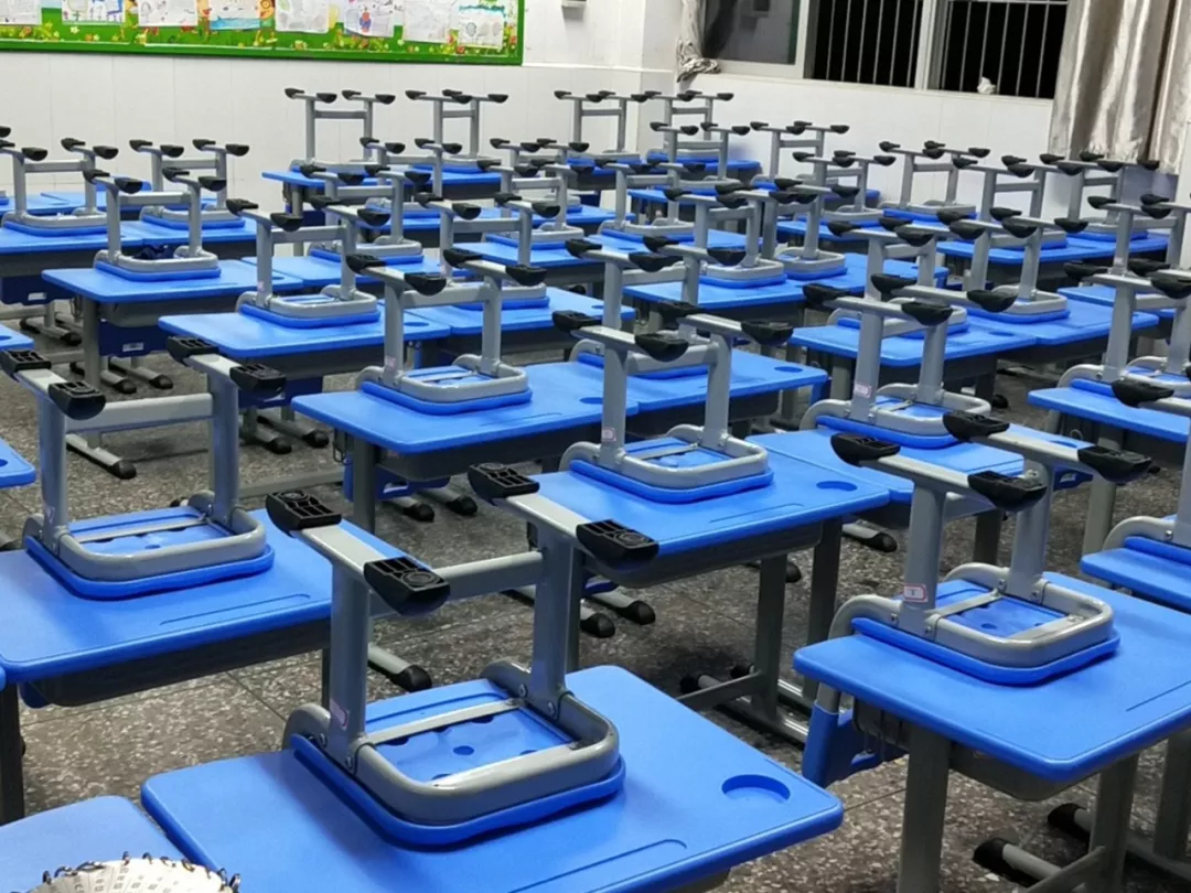 针对学生近视问题，课桌椅得“对号入座”！(图7)