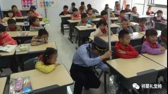 让学生“坐得正、伸得直” 各省专项监督检查学校课桌椅(图2)