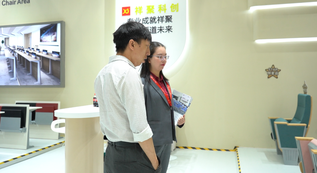 祥聚科创惊艳亮相！直击第55届中国国际家具博览会办公家具展现场(图34)