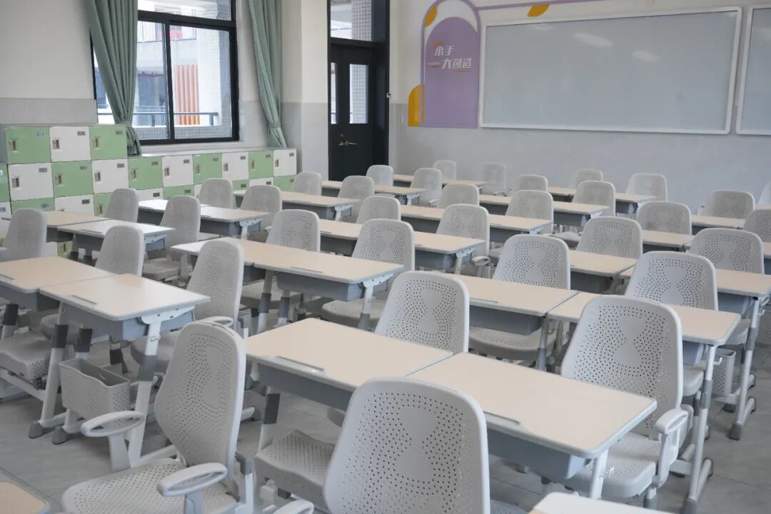 【祥聚案例】1000套午休课桌椅落地！佛山三水新城小学午休体验大升级(图2)