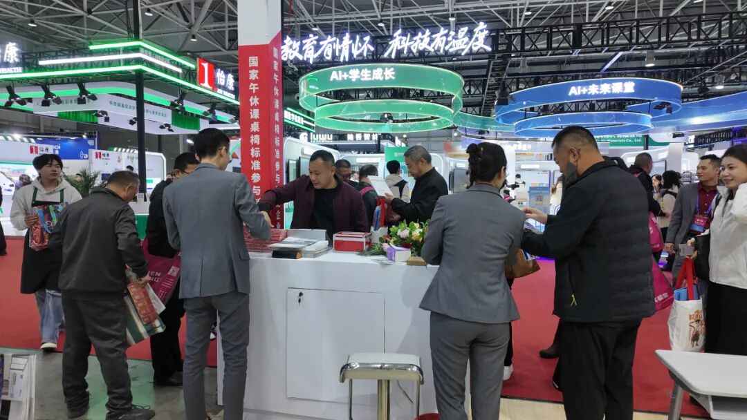 祥聚科创精彩参展第86届中国教育装备展示会,共赴教育科技盛宴!(图15) 祥聚科创精彩参展第86届中国教育装备展示会,共赴教育科技盛宴!(图15)